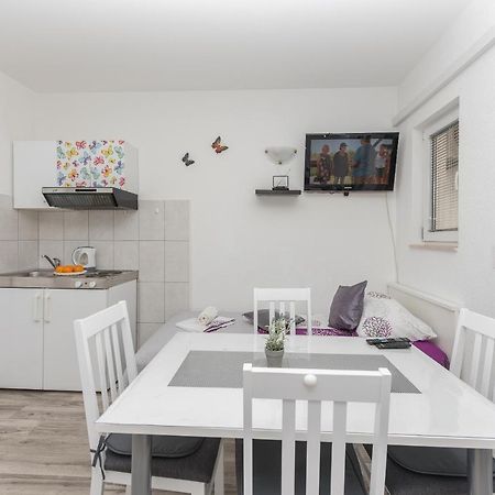 Apartmani Franko Baška Voda Exteriér fotografie