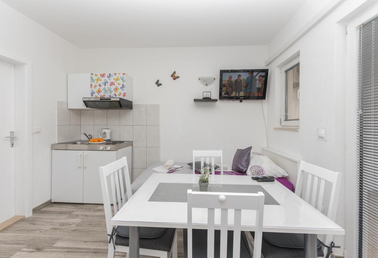 Apartmani Franko Baška Voda Exteriér fotografie
