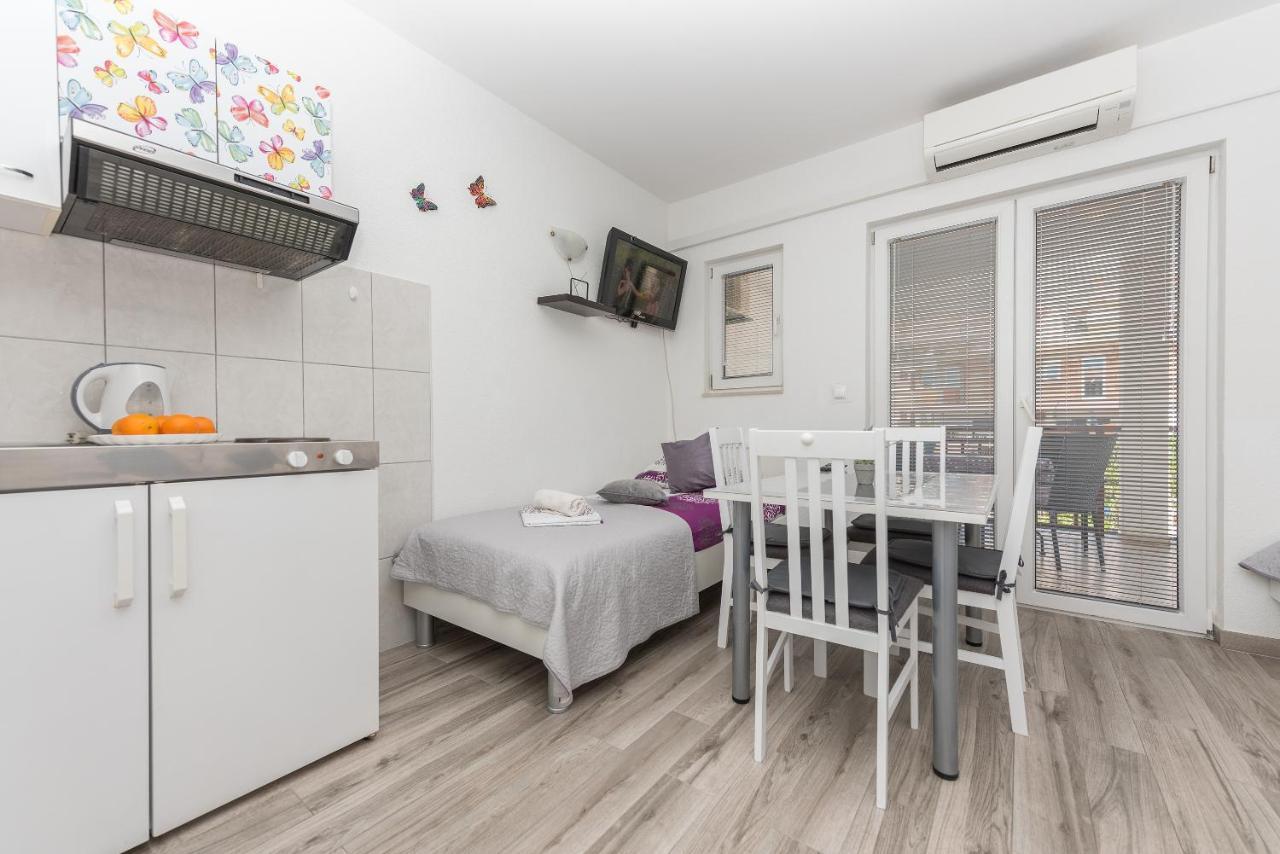 Apartmani Franko Baška Voda Exteriér fotografie