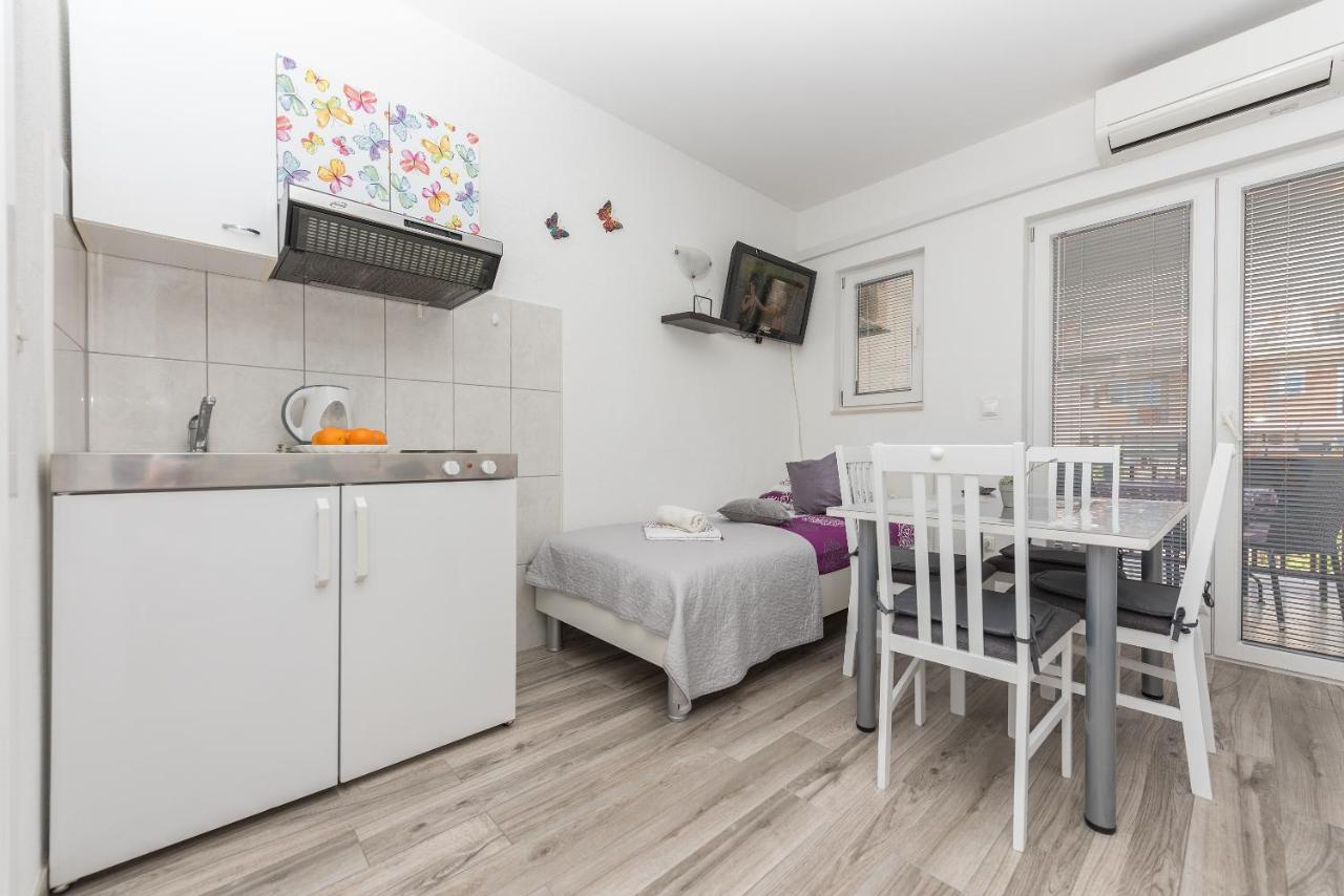 Apartmani Franko Baška Voda Exteriér fotografie