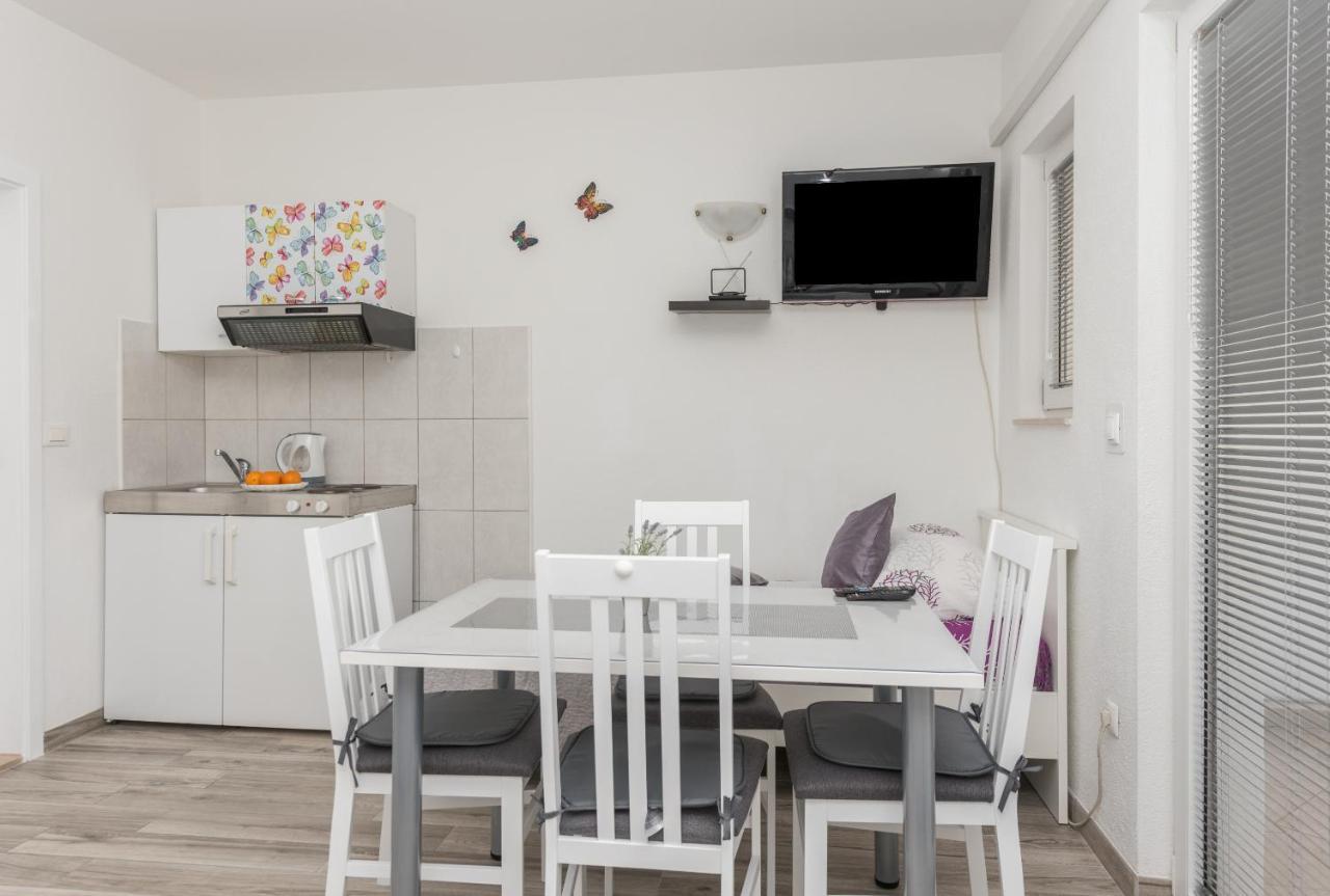 Apartmani Franko Baška Voda Exteriér fotografie